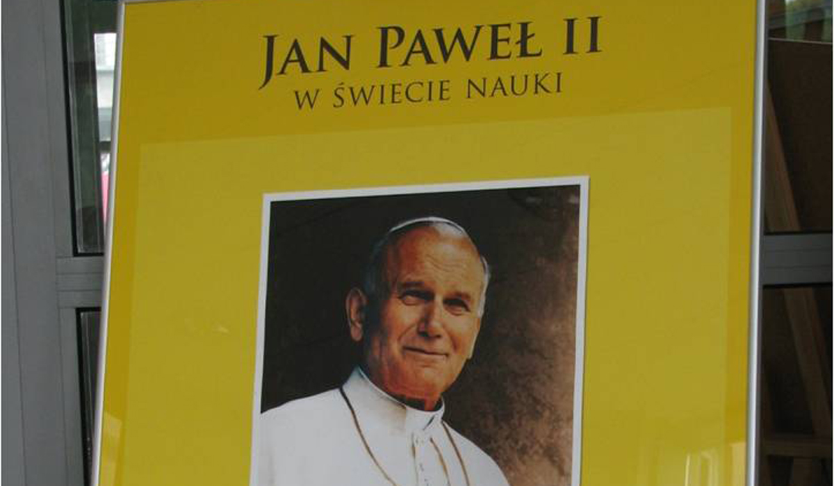 Wystawa poświęcona związkom bł. Jana Pawła II ze światem nauki