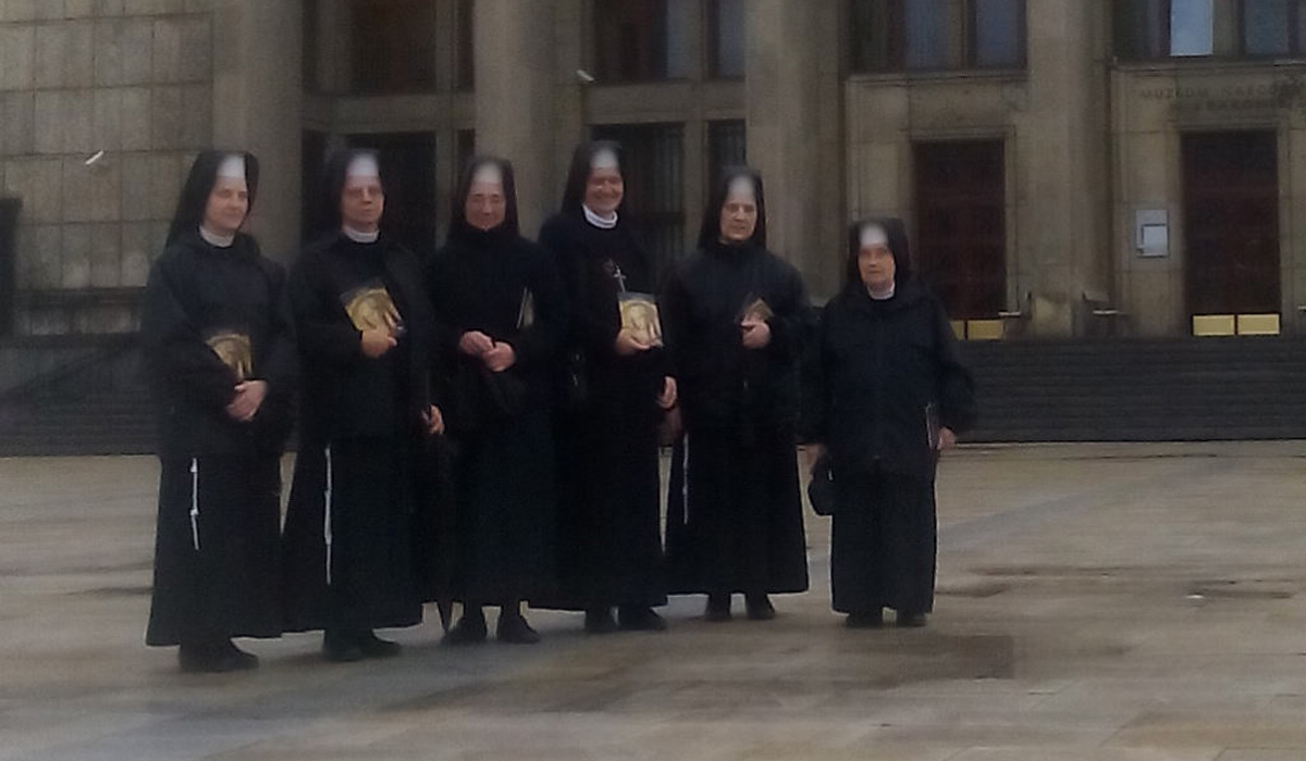 Oblicza Matki Miłosierdzia