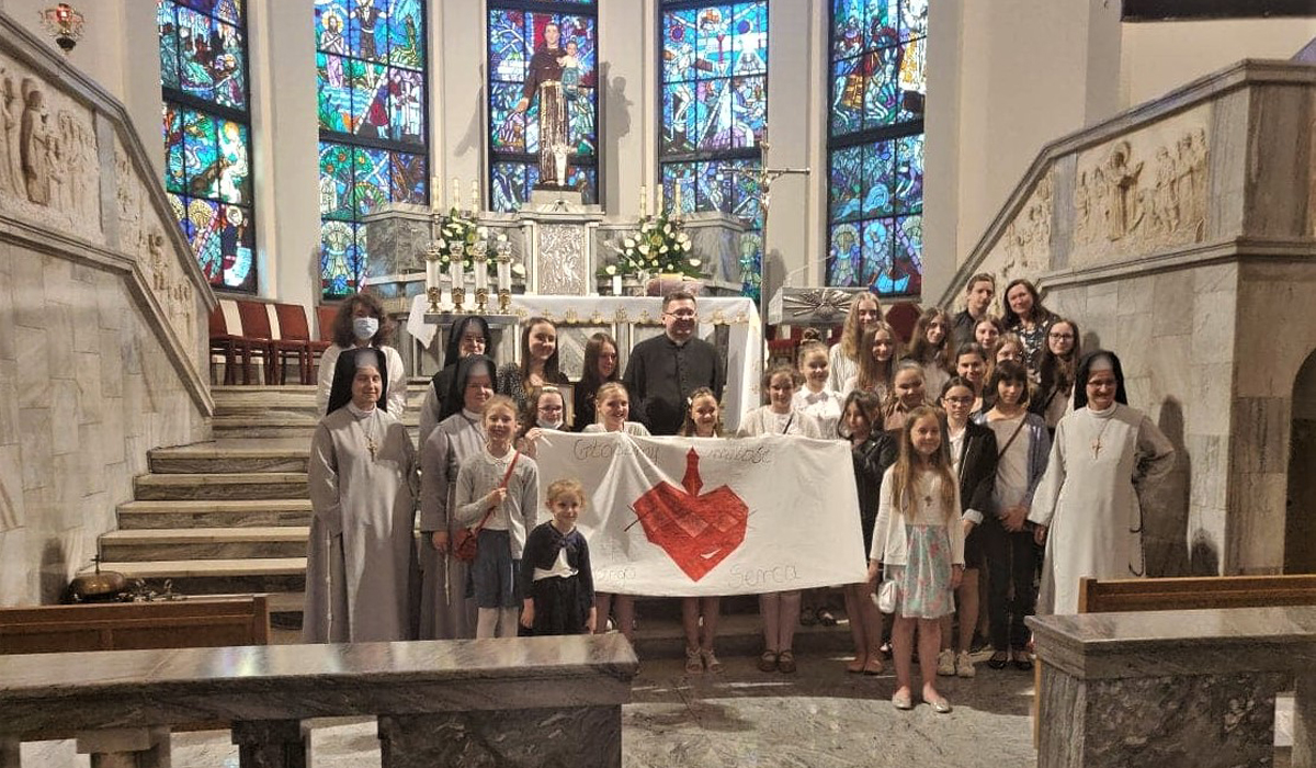 Przyjęcie nowych kandydatów do sercańskich wspólnot w Częstochowie