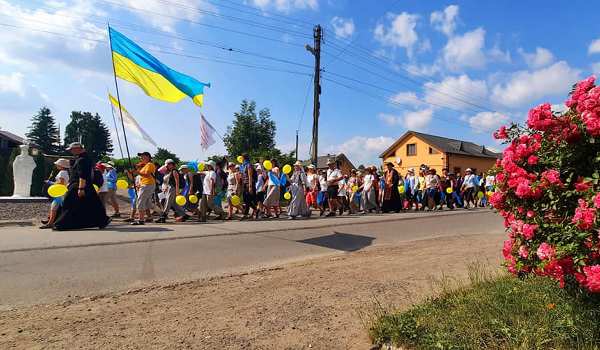 Pielgrzymka do Sanktuarium Nawiedzenia NMP w Bołszowcach na Ukrainie