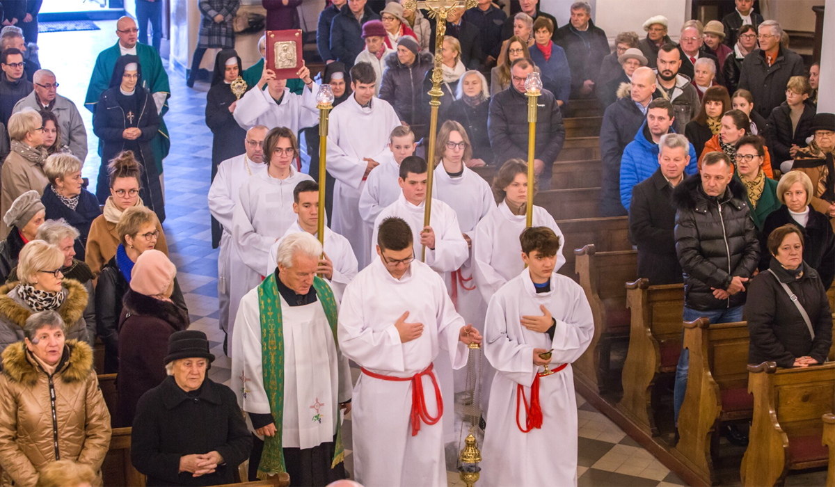 Wprowadzenie relikwii bł. M. Klary Szczęsnej do Sanktuarium Matki Bożej Żuromińskiej